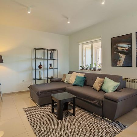 Apartman Petra Cres Esterno foto